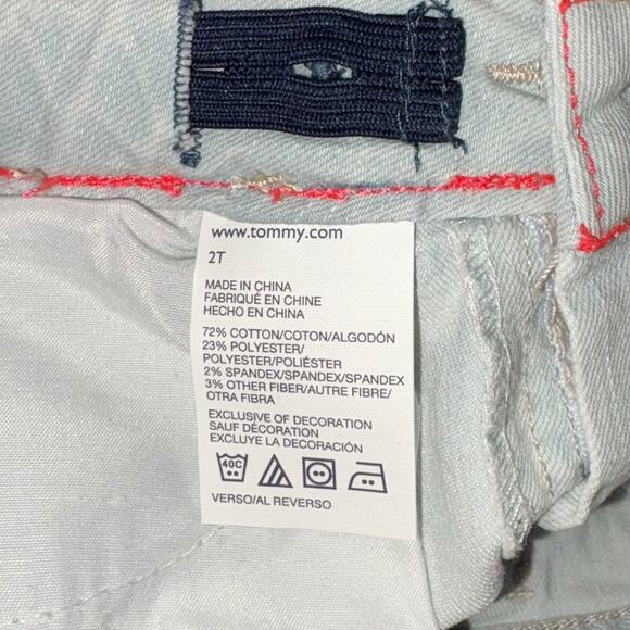 Tommy Hilfiger Jean shorts 2T-4T - Picture 5 of 6